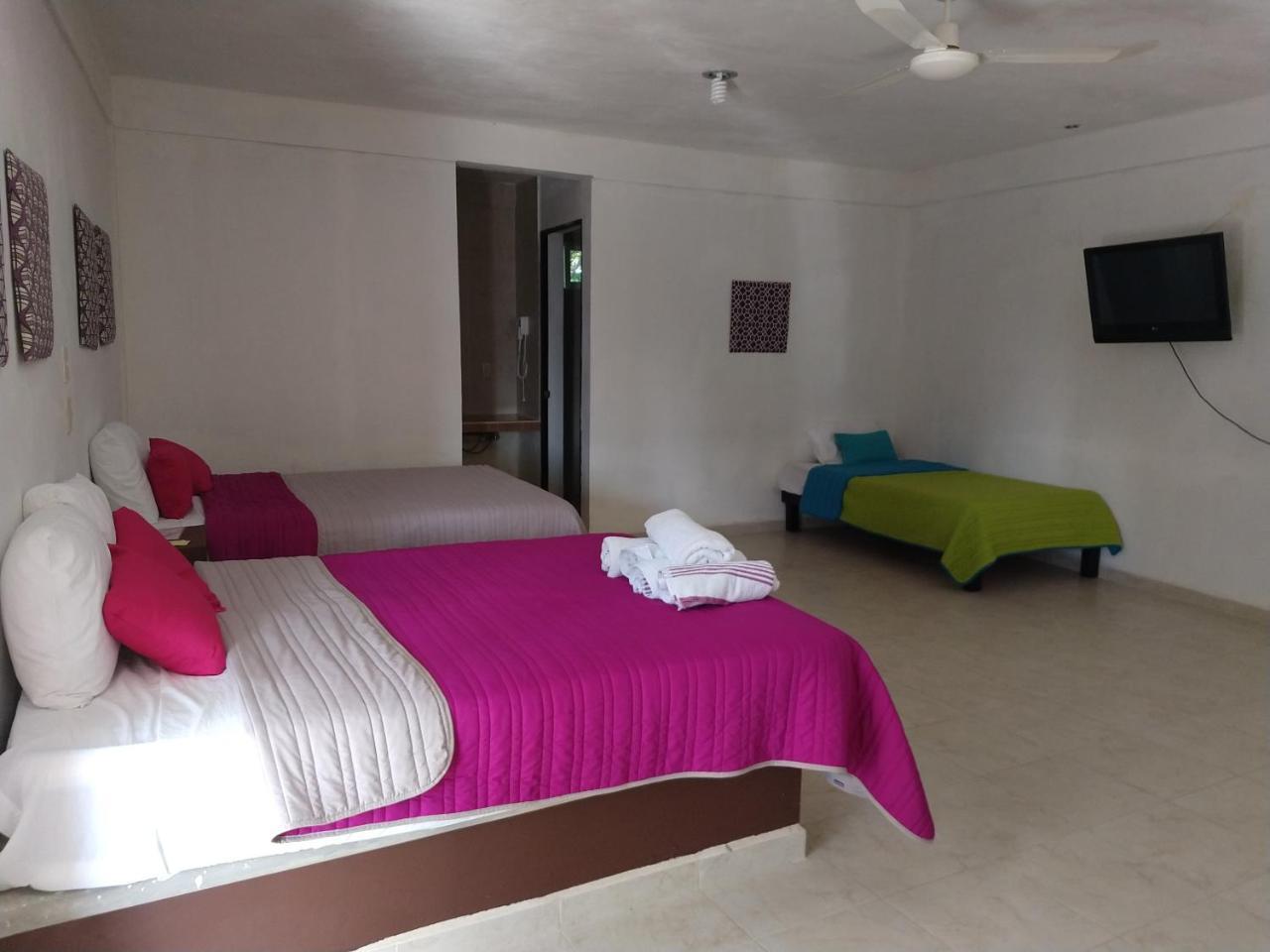 Hotel Espana チェトゥマル エクステリア 写真
